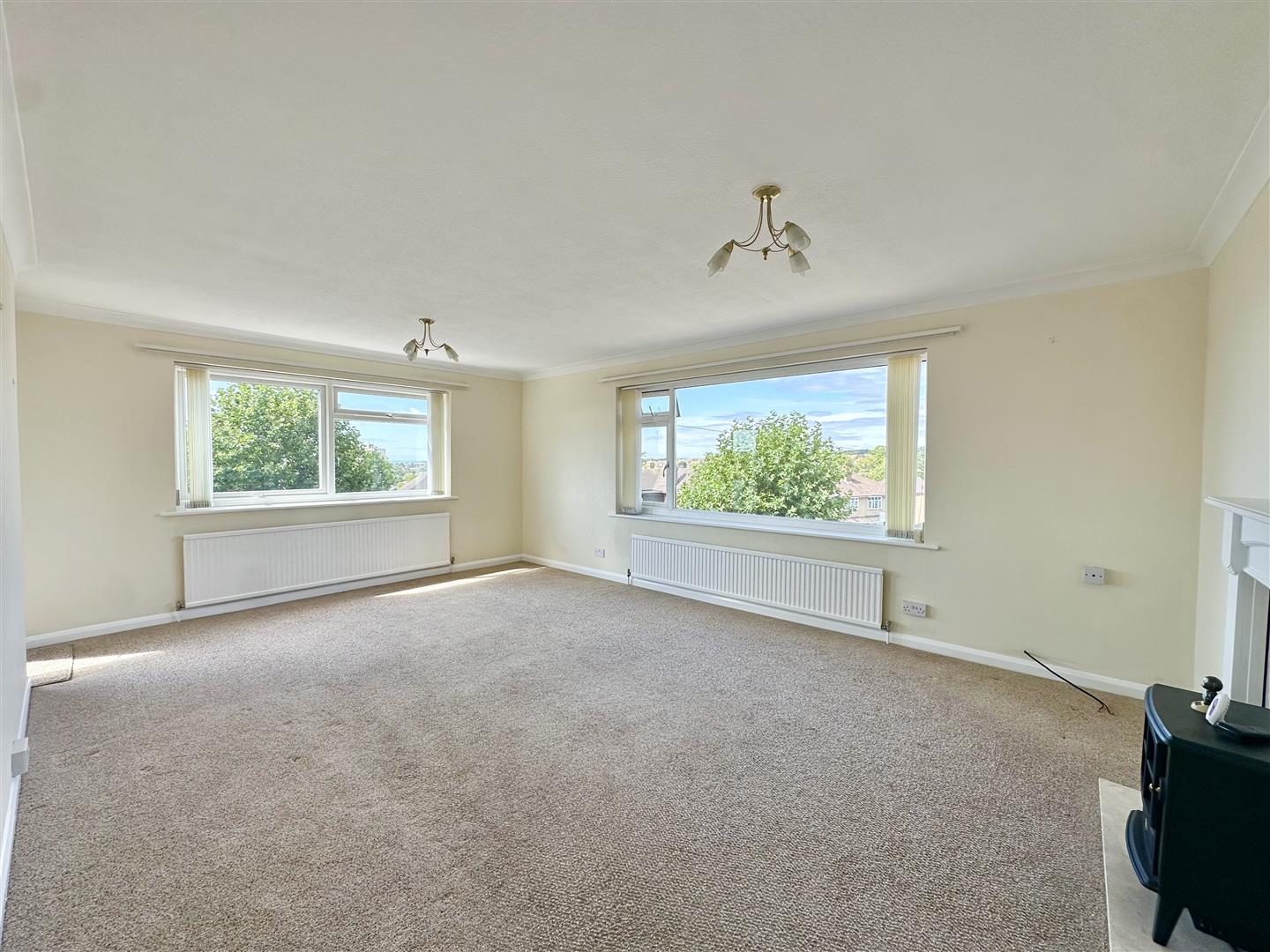 2 bed property in Old Roar Road, St Leonards-On-Sea